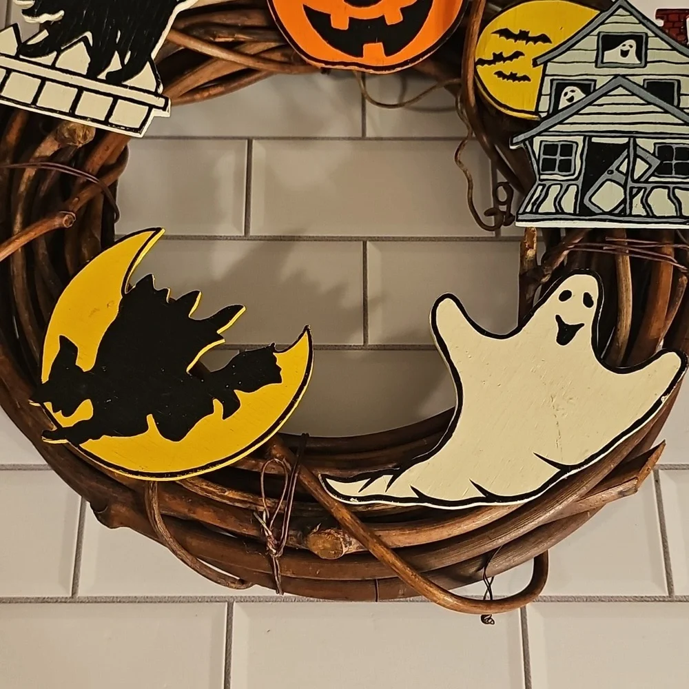 Halloween Wreath with Wooden Pumpkin, Witch, Cat and Ghost Accents